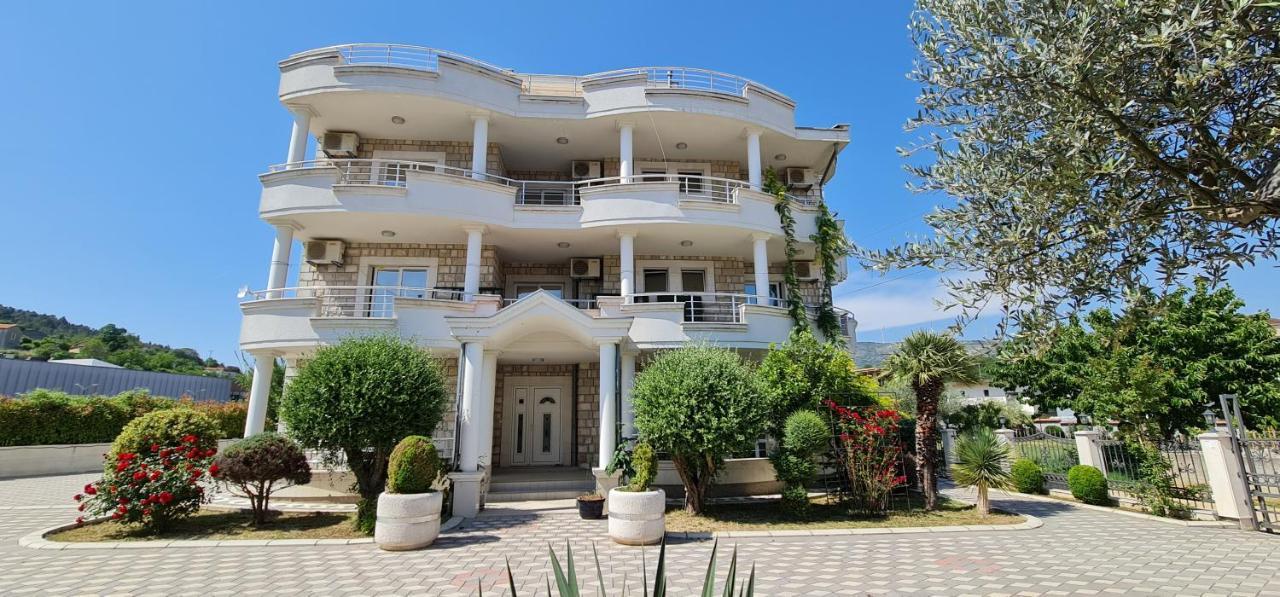 Meti Apartments Ulcinj Exterior photo
